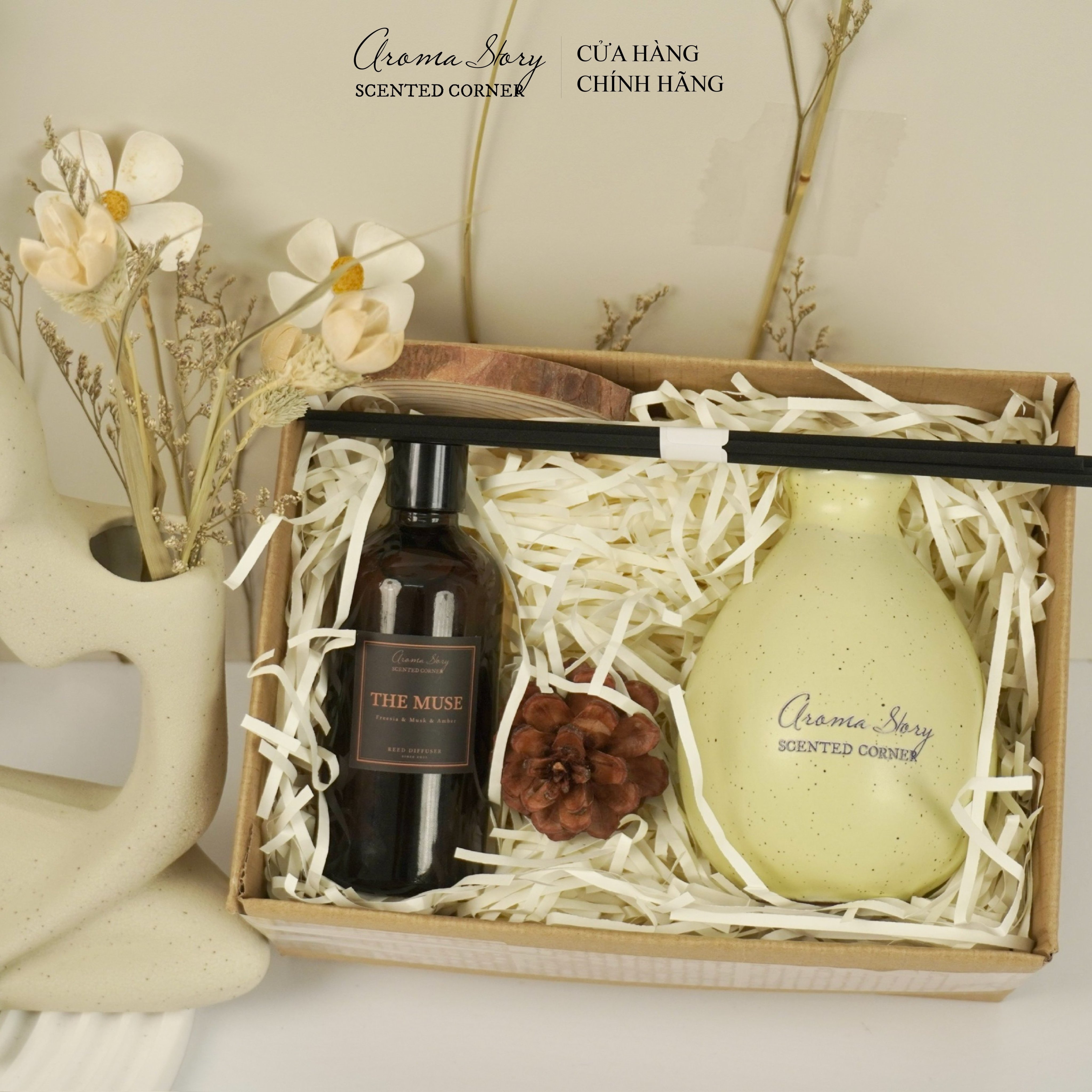 Tinh Dầu Khuếch Tán Thơm Phòng Lọ Gốm Truyền Thống Aroma Story Dạng Cắm Que Phiên Bản Đặc Biệt Size 100ml